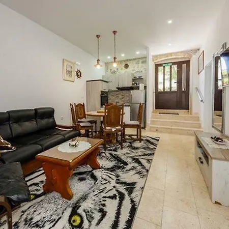 Apartman Lavanda Kastela Exterior photo